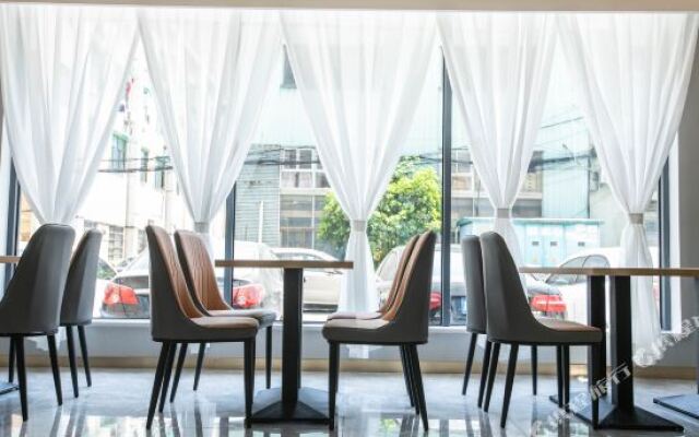 Hangzhou Jinyao Holiday Hotel (Shiqiao Road Branch)