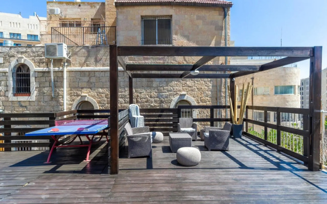 Private House 5 BDR In Mamilla up to 12 People !