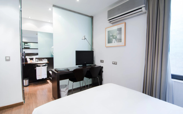 Petit Palace Arana
