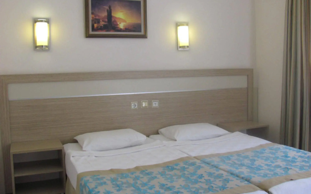 Side Village Hotel