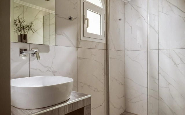 Helios Maisonette