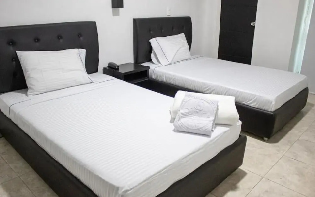 Hotel Fenix