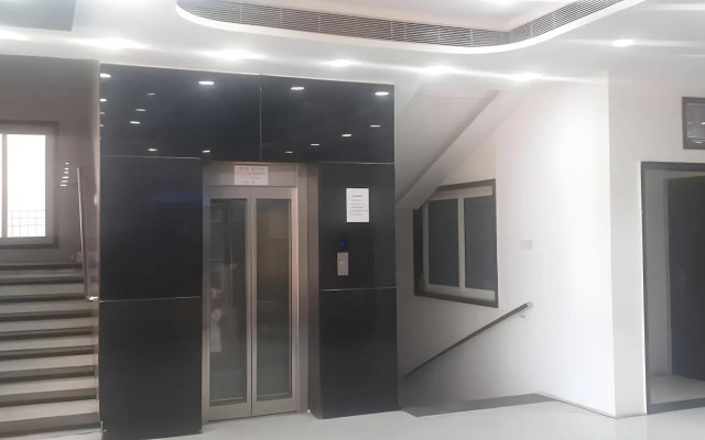 Priyanka Residency by OYO Rooms