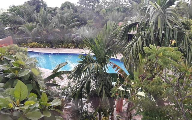 Relaxing Garden Resort