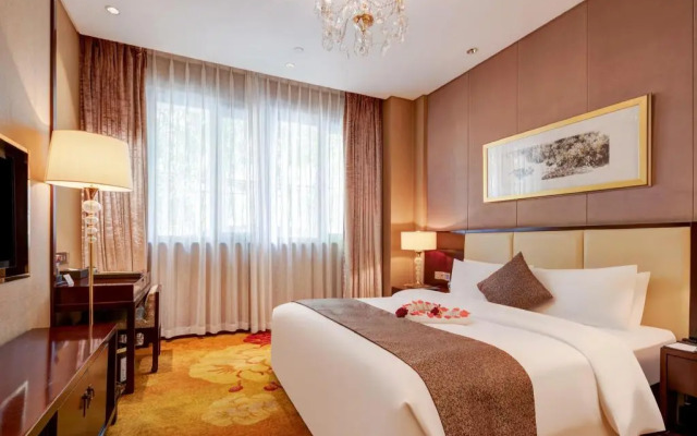 Tang Dynasty West Market Hotel