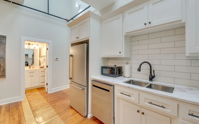 Spacious Downtown Hot Springs Vacation Rental!