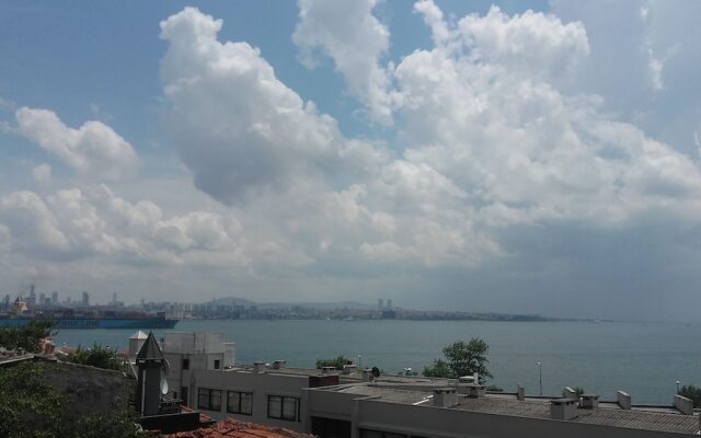 Turquoise Family Suites Apartment