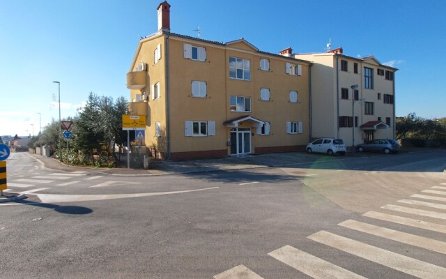 Apartment 1782