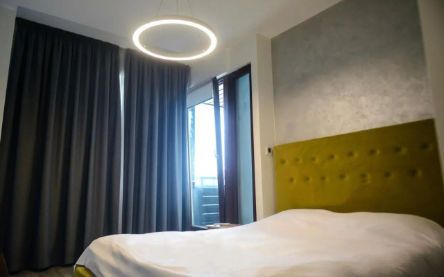Silver Mountain Deluxe Suite B10