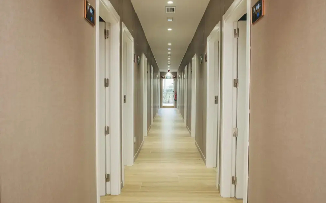 Hotel Golden Madrid