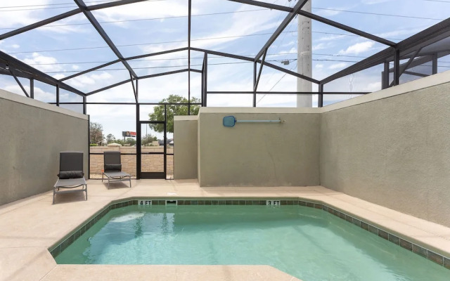 Relax Near Disney 4BR Home With Pool