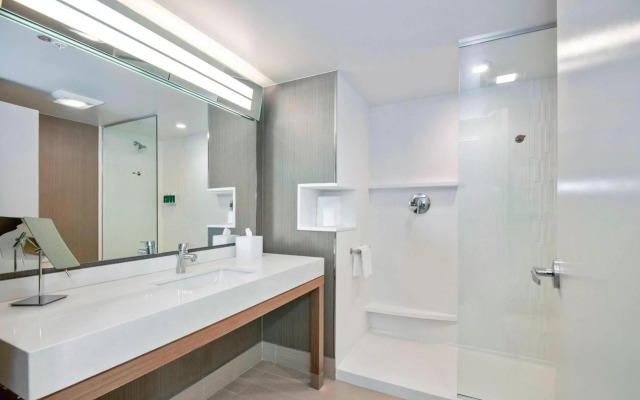 Courtyard by Marriott Raleigh Cary/Parkside Town Commons
