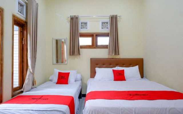 RedDoorz near Desa Wisata Tambi Dieng