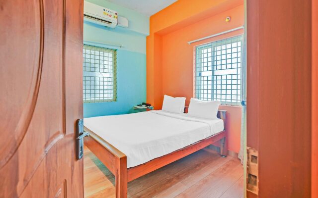 Sri Sai Guru Comforts By OYO Rooms