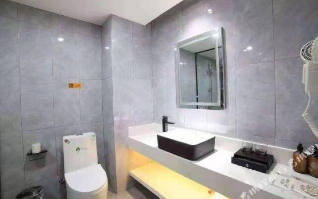 Yongshun Holiday Hotel