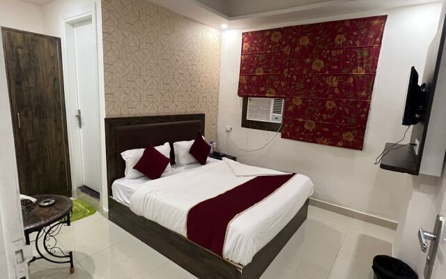 Ssd Plaza Hotel