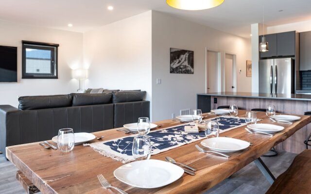 Stoke House by Revelstoke Vacations