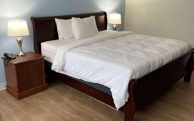 Ramada by Wyndham Butler/Tesla Biohealing Resort