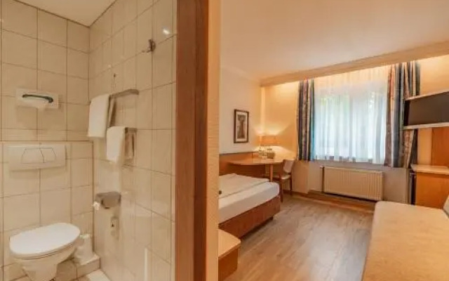 Parkhotel Crombach