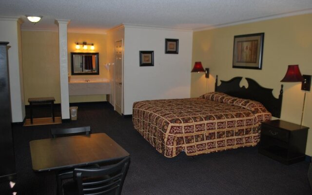 Travel Plaza Inn