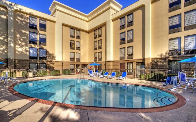 Hampton Inn Memphis-Poplar