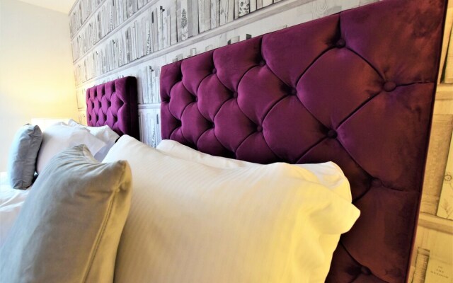 Savoy Place - yourapartment