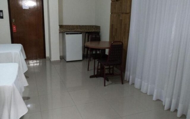 Victoria Plaza Hotel