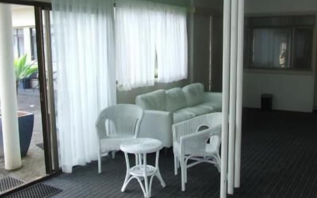 Aquarius Motel Belmont