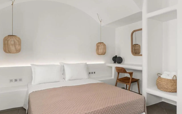 Mr and Mrs White Paros Suites and more