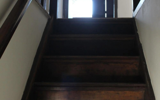 Garibaldi Hostel e Cafe