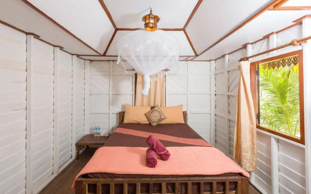 Bottle Beach 1 Resort