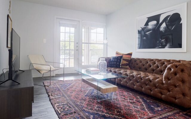 The Domain Luxury Suites by Sonder