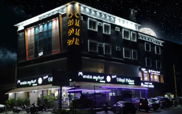 Mmr Royal Suites
