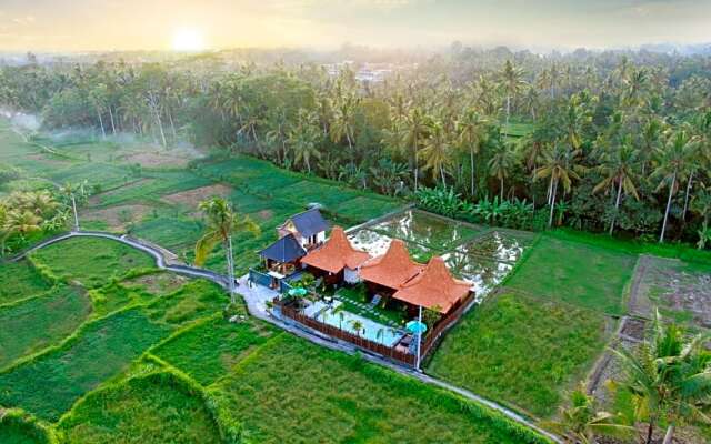 One Bedroom Grand Javanese Joglo Ubud 1