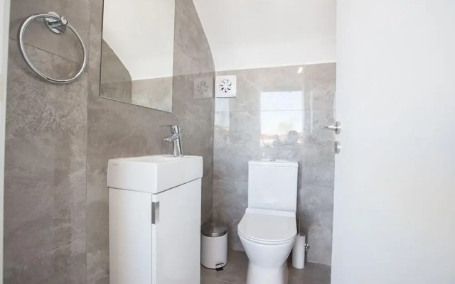 Villa Natasa AQ Ol25
