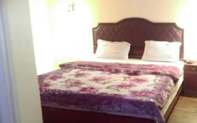 Hotel Kanak Palace
