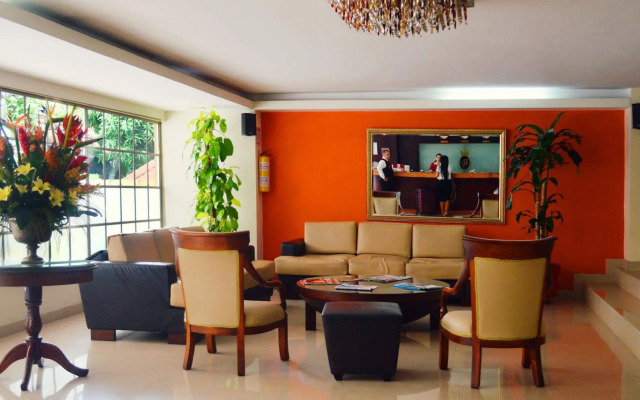 Hotel Plaza Versalles
