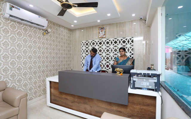 OYO 9344 Hotel Gangotri