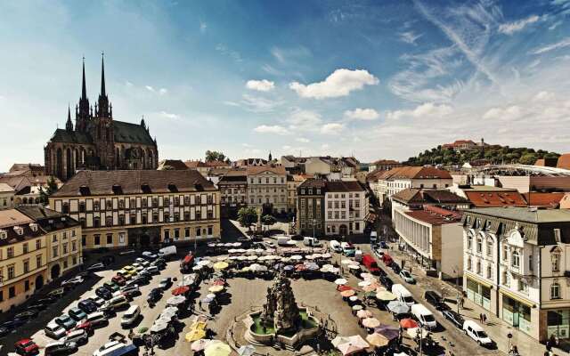 Grandezza Hotel Luxury Palace