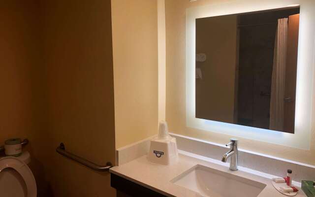 Days Inn by Wyndham Grove City Columbus South