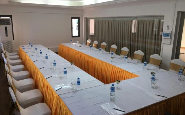 Lin Unity Win Hotel