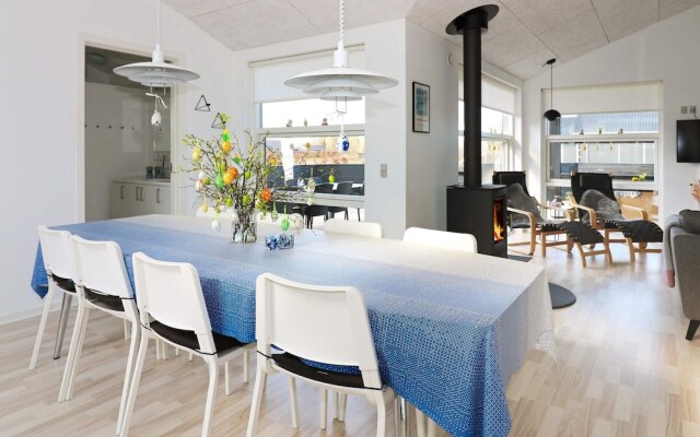 8 Person Holiday Home in Hadsund