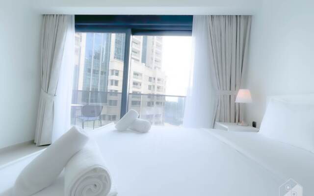 Stunning Apt with Breathtaking Views Downtown