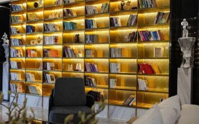 Atour Hotel Shengzhou