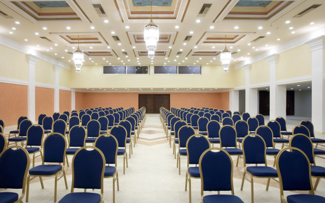 Eretria Hotel & Spa Resort