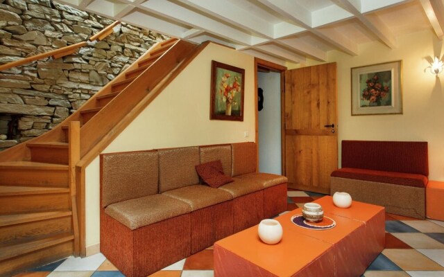 Cozy Cottage in Hubermont near Town Center