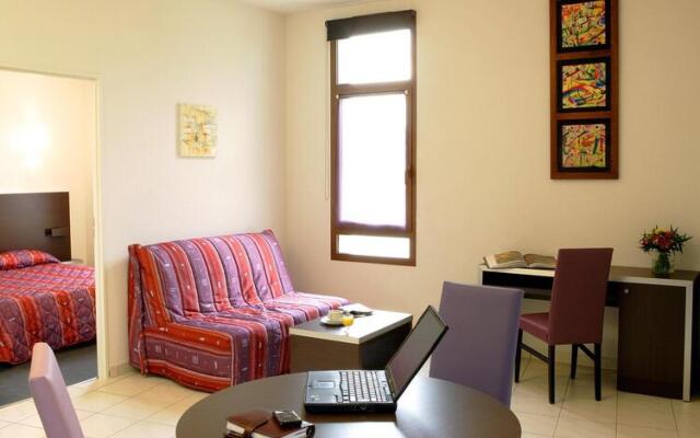 Res. La Barbacane, Carcassonne, apartment for 4 pers.