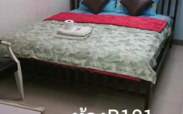 Nine Place Sukhumvit 40 - Hostel
