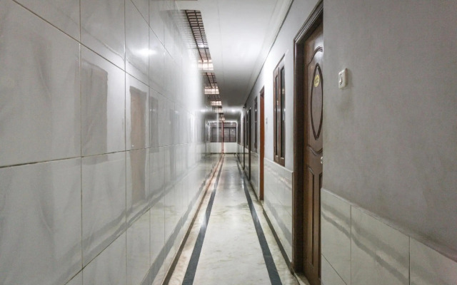 OYO 48074 National Towers Residency