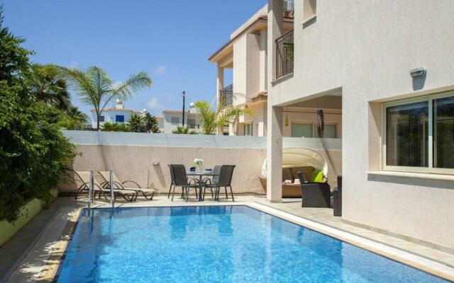 Beautiful Villa With Private Pool, Protaras Villa 1028